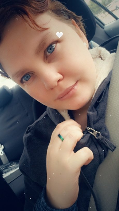 Michy Minx pretty actress img