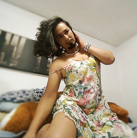 Michelle Solangie porn actress pictures