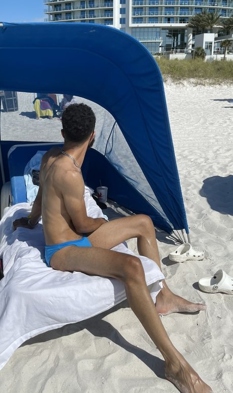 micah snow sexy star pic