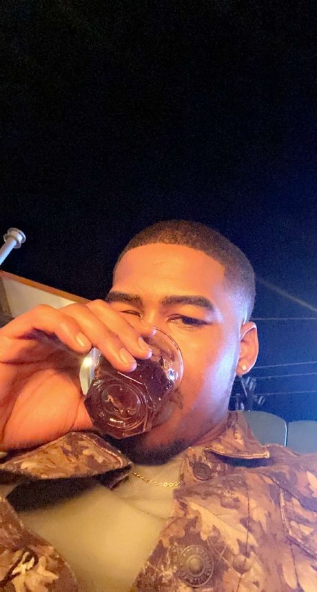 Yourboysosaay pretty model photos