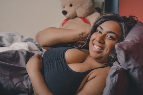 Caramel O star porn galleries