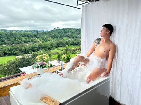 Damage free pornstar picture