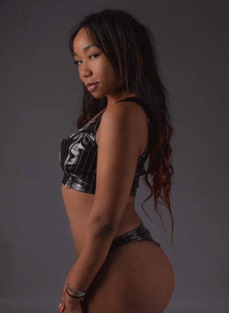 MisssFoxDoll naked star img