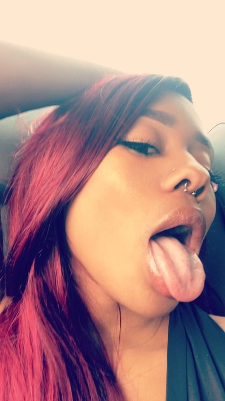 Najee Chanel star pretty img