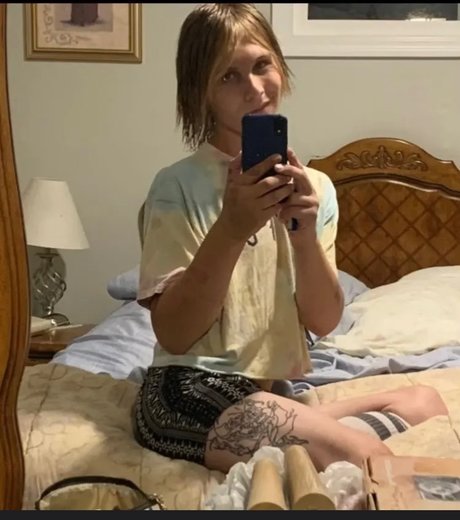 Miss Jane art model archive