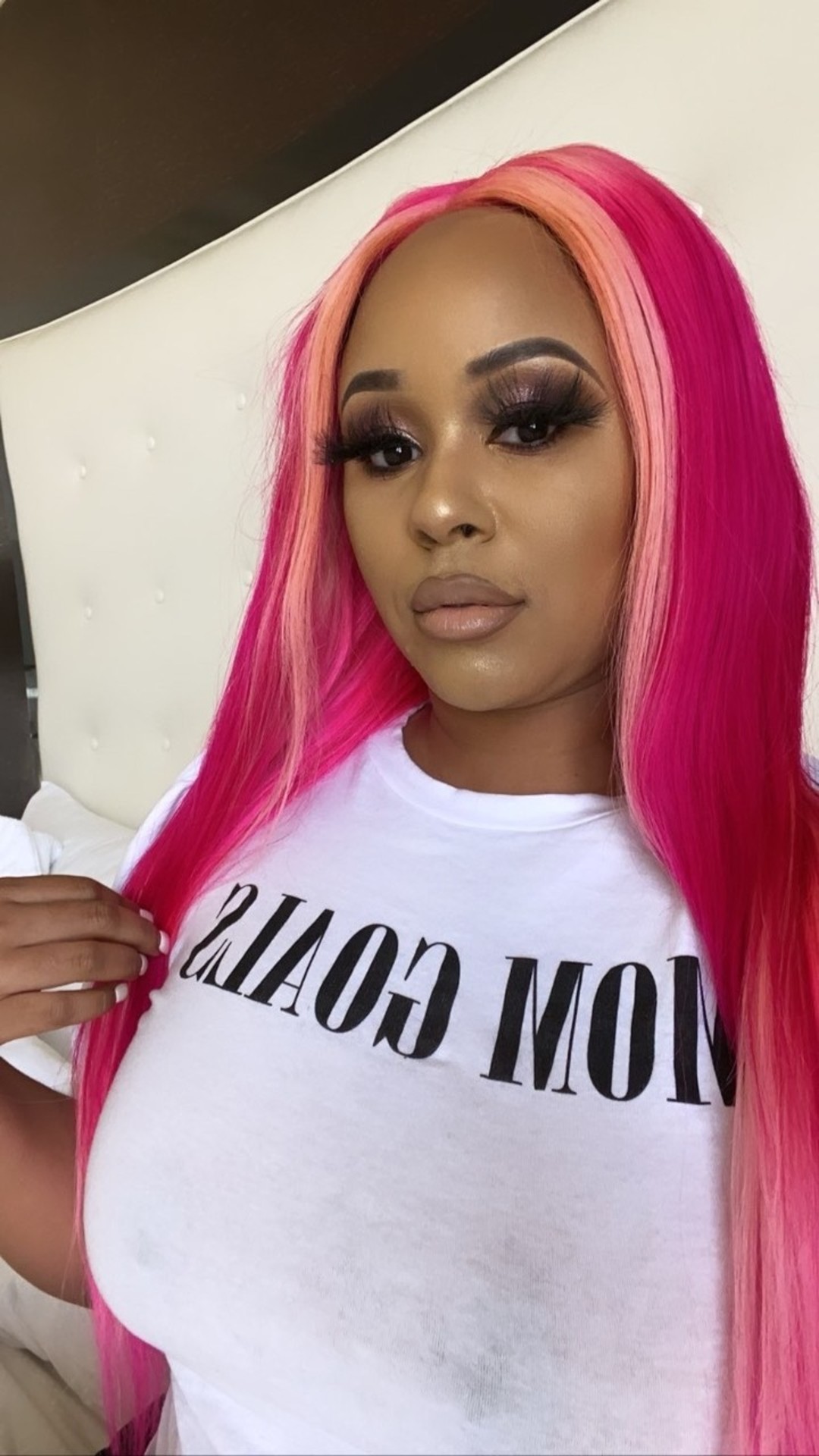 60 inch booty FT shows hot actress galleries