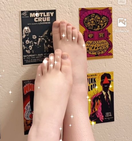 Ivy Snow adult model pictures