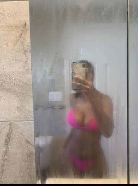 Nicki Stars nudes star image