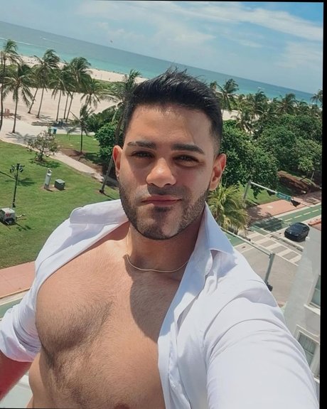 Nicelittlewolf star nudes gallery