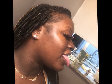 _bhadest star sexy picture