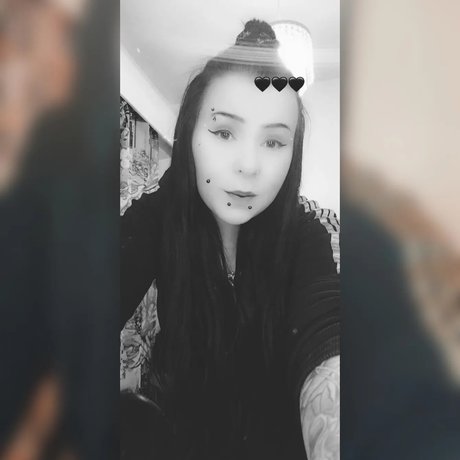 nennnii pretty pornstar gallery