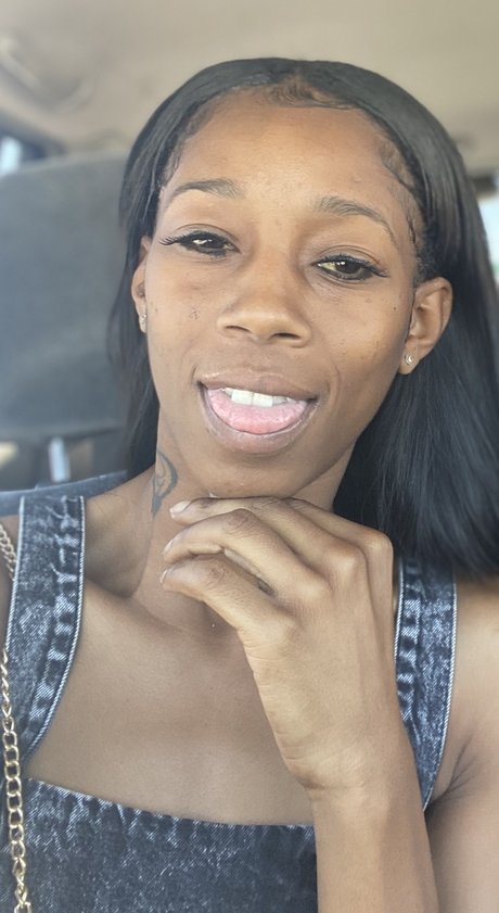 ONLYNINA nudes star images