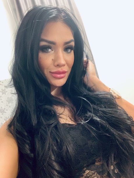 NastiaBlack star free pic