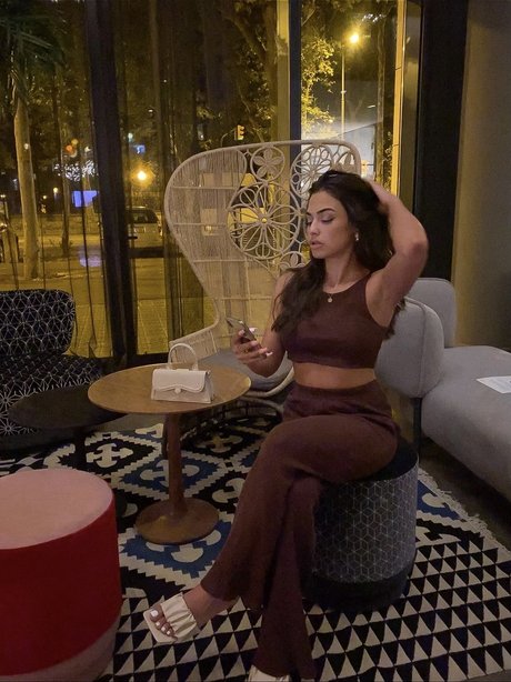 Nasima nude pornstar pic