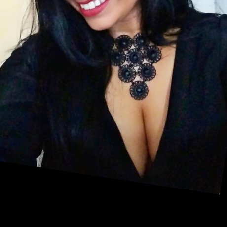 nandinhaof29 hot model pictures