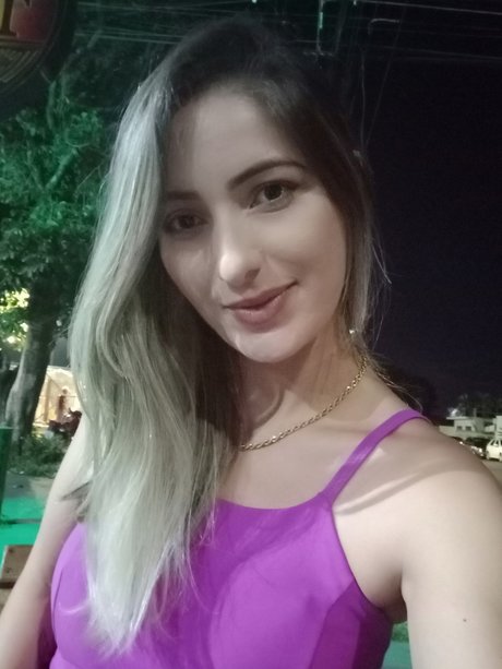 Namoradinha Virtual hot actress gallery