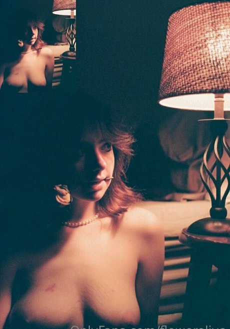 flowerolive nude pornstar photos