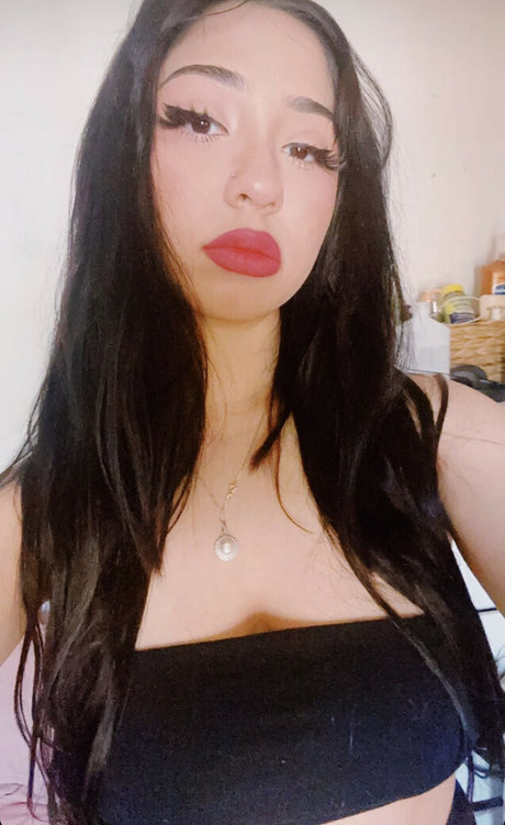 Amateur Latina Lazlye free model archive