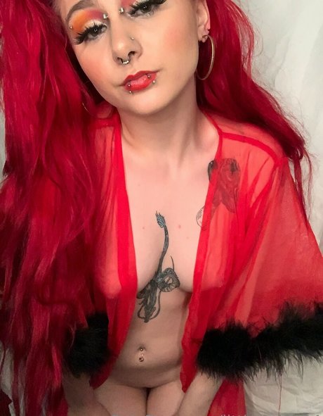 scarlett sin24 porn model pictures