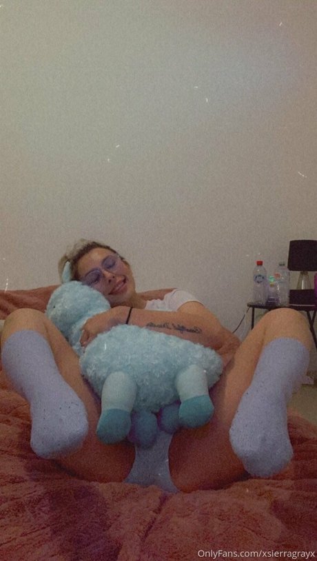 ratchetbrat model naked photos