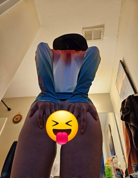 blonde onlyfans nude image