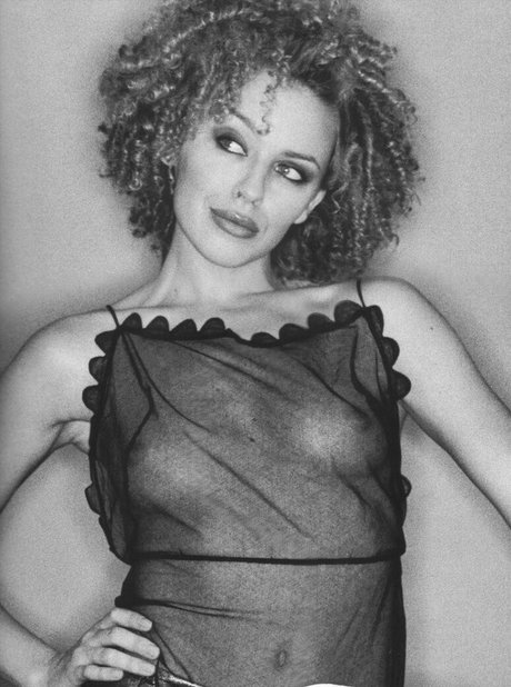 Kylie Minogue star pornographic photo