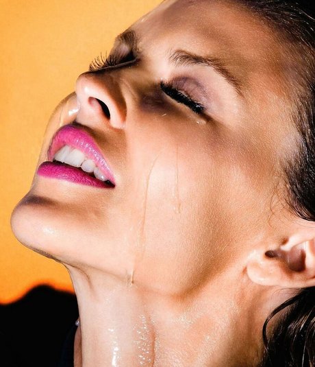 Kylie Minogue exclusive star pics