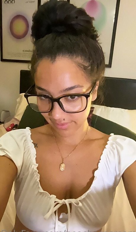 blonde shemale onlyfans naked img