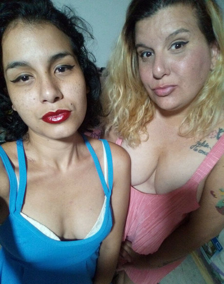 Daughter Mother hot model images