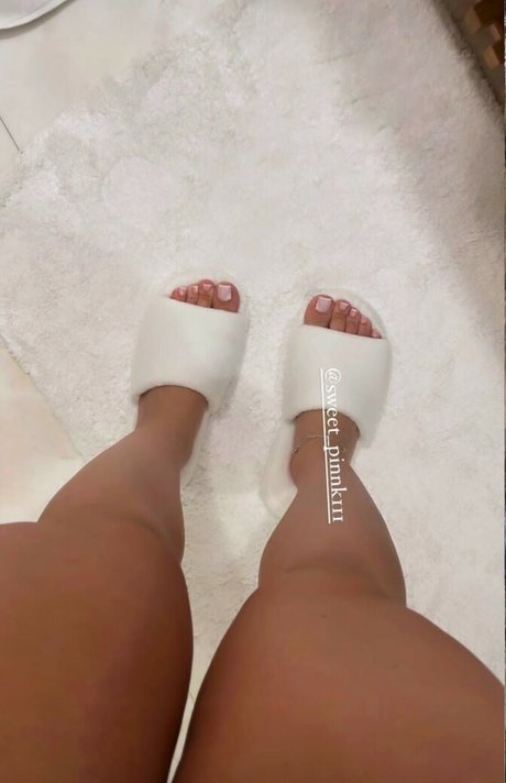 sweet pinnk1 model picture