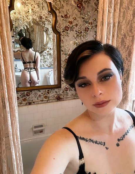 Harlihero pornstar free pics