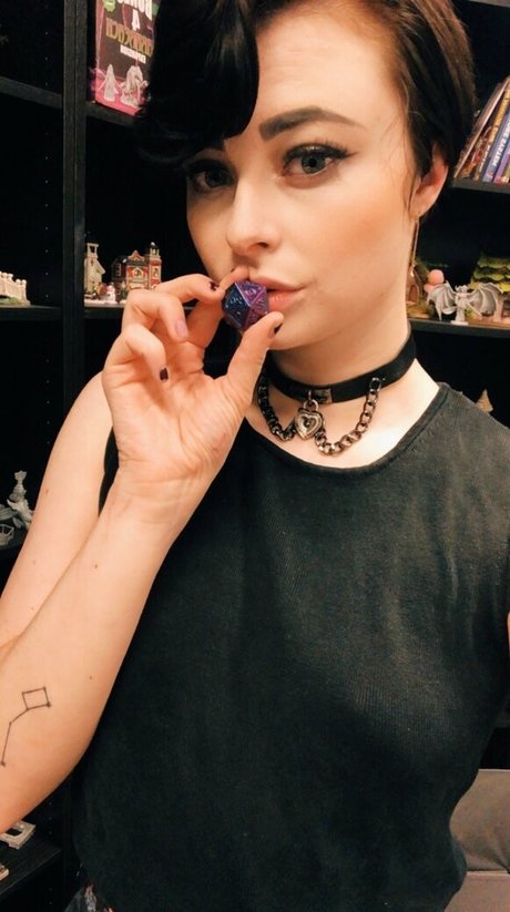 Harlihero star erotic archive