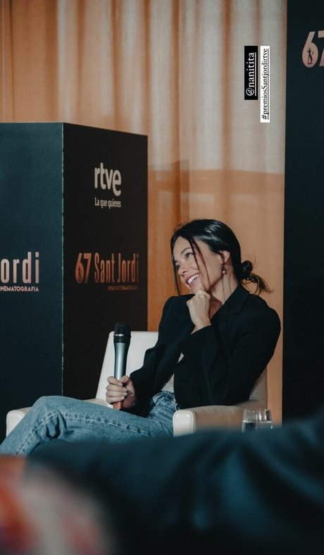 Anna Castillo sexy star photos