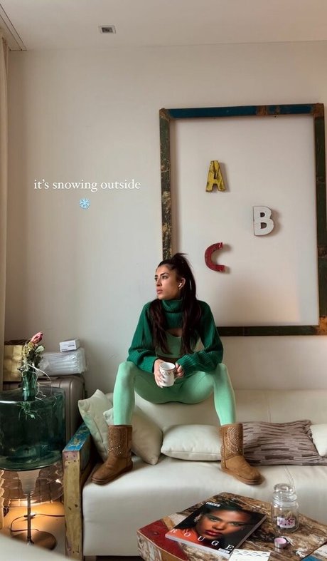 Gina Llebaria pornstar erotic picture