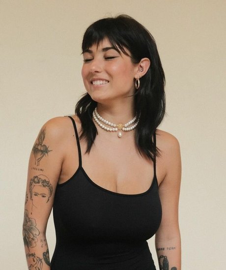 Giorgia Soleri hd pornstar pics