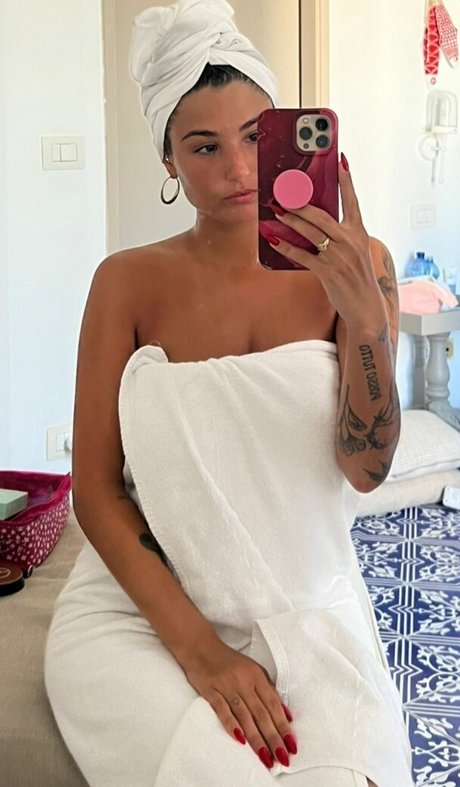 Giorgia Soleri porn actress img