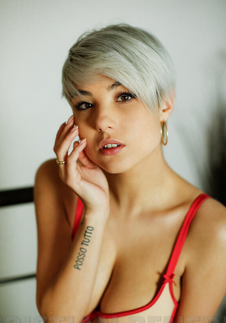 Giorgia Soleri star free galleries