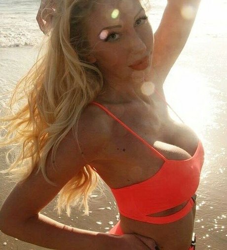 sexy mom onlyfans free sexy image