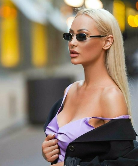 love vera sexy model pictures