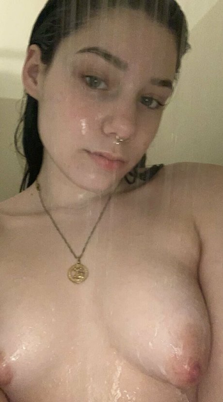 dabofhalo free model pictures