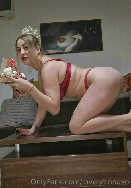 lovelytinnaxo porn actress archive