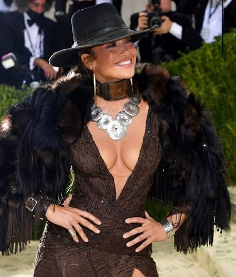 mature asian onlyfans beautiful nude gallery