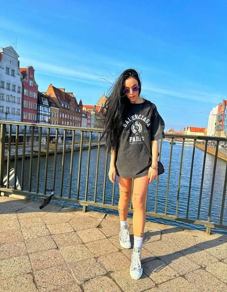 alinaboobs art pornstar img