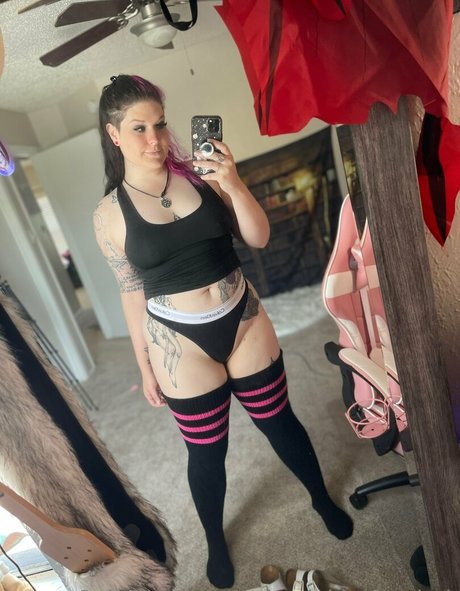 quin night afterdark top model img