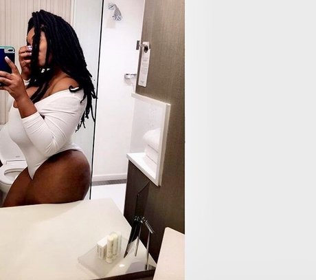 jacking uneek pornographic model photos