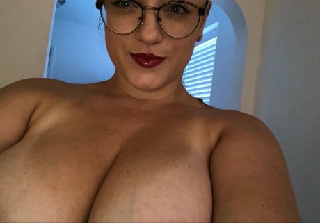 tifftiffrosee art pornstar img