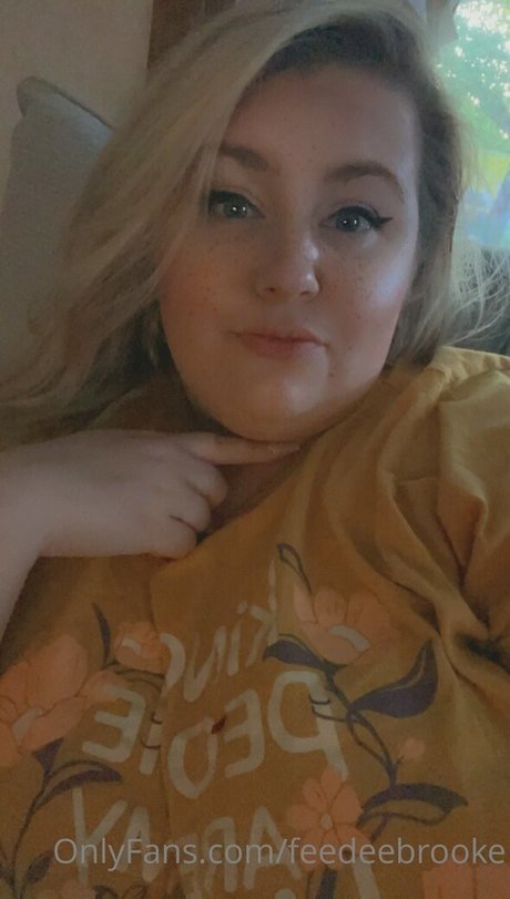 feedeebrooke pornographic model pictures