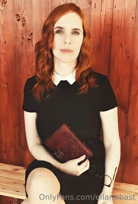 ellariabast porn actress pics