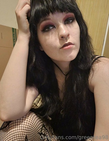 greentea98 beautiful model picture