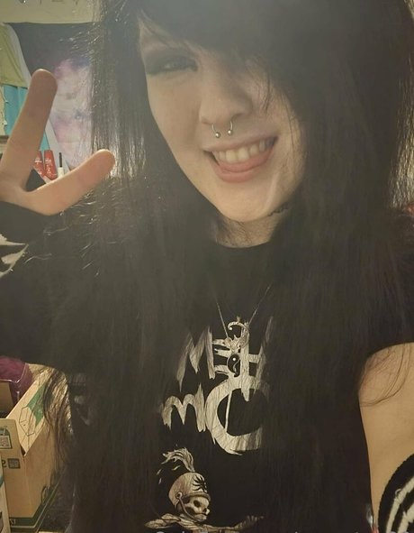 innocent onlyfans pretty images